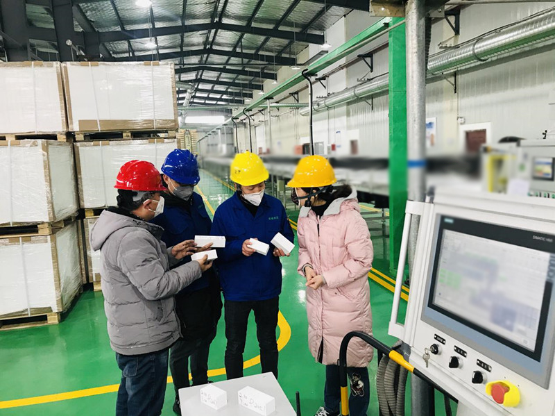 黄山徽州区：一手抓疫情防控 一手抓复工复产